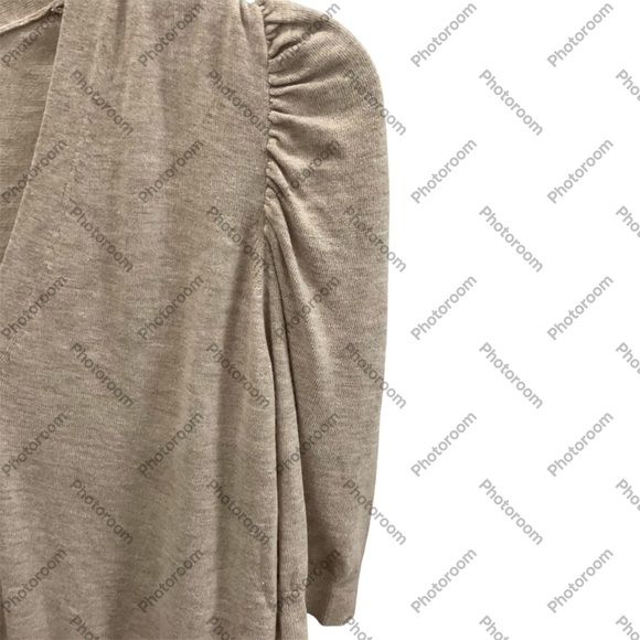 White House Black Market Beige V-Neck short sleeve Sweater - Picture 2 of 4